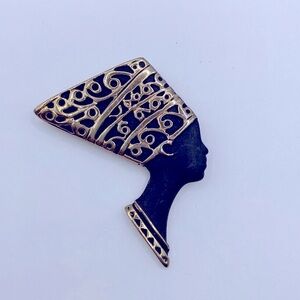 Vintage Queen Nefertiti Profile Brooch